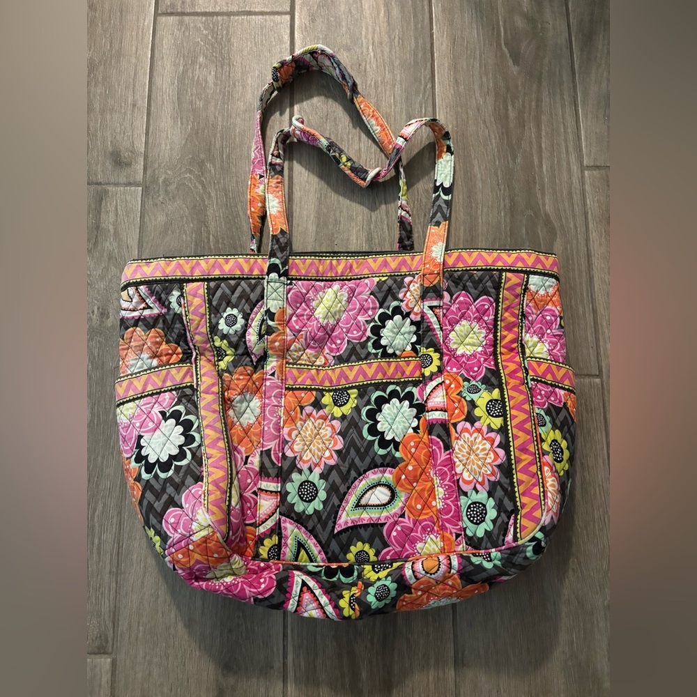 Vera Bradley Get Carried Away Tote